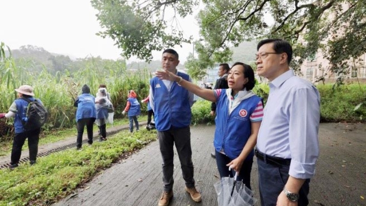 【港事講場】風雨過後見彩虹   社區支援須到位