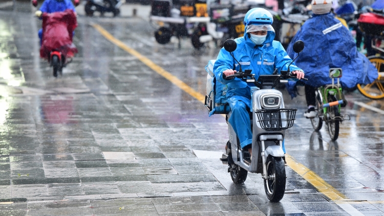 受颱風(fēng)「三巴」影響 深圳今明兩日多間歇性降雨